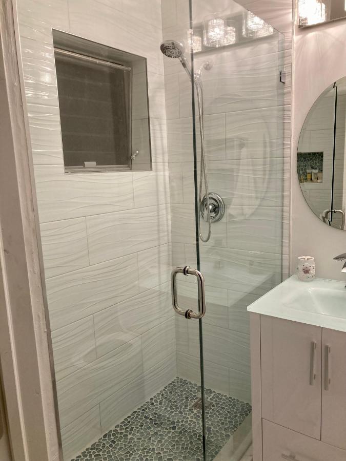 Gorgeous Beachy Chic Condo In Key Biscayne マイアミ エクステリア 写真